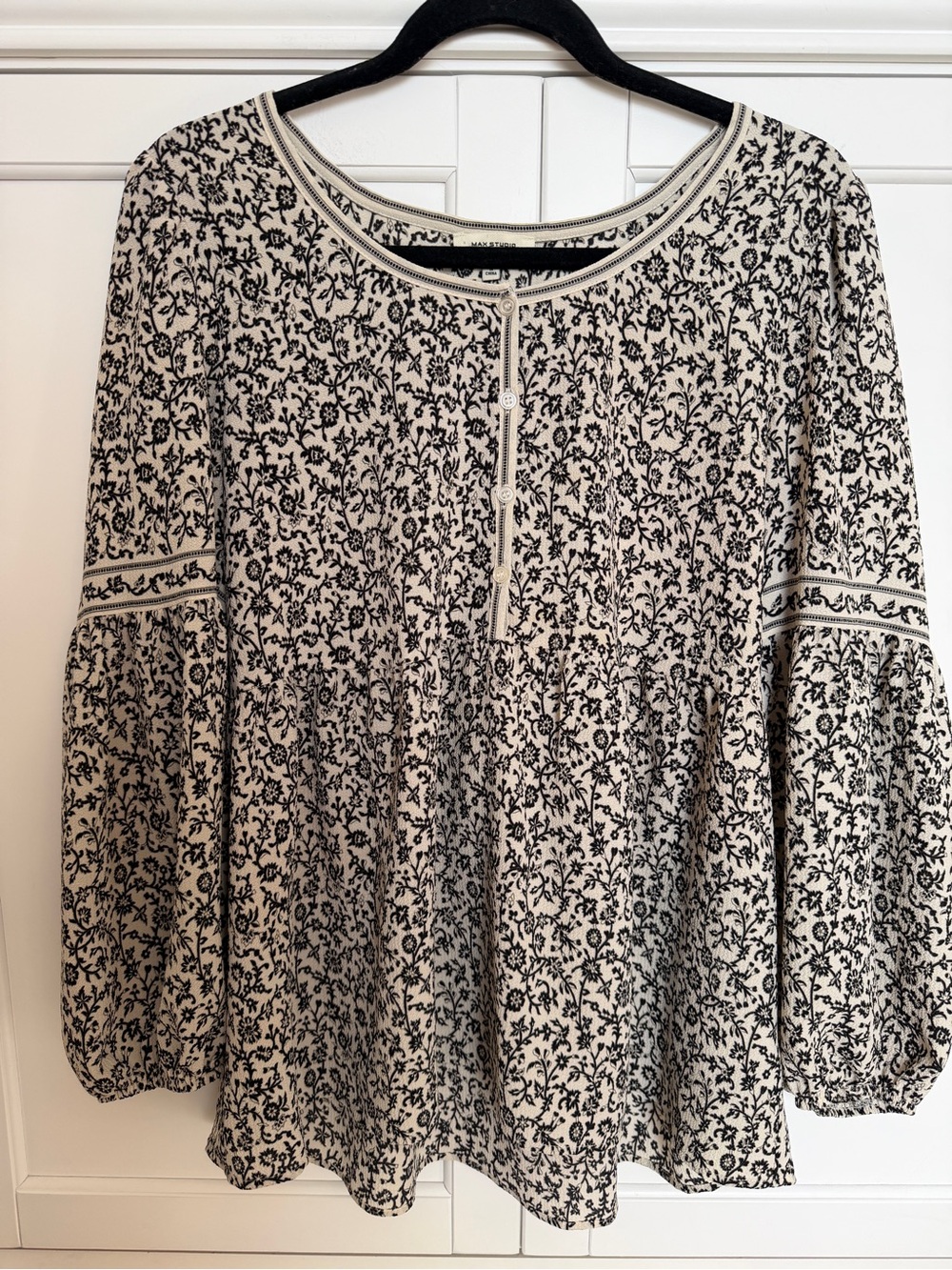 Max Studio Cream and Black Floral Peasant Tunic
